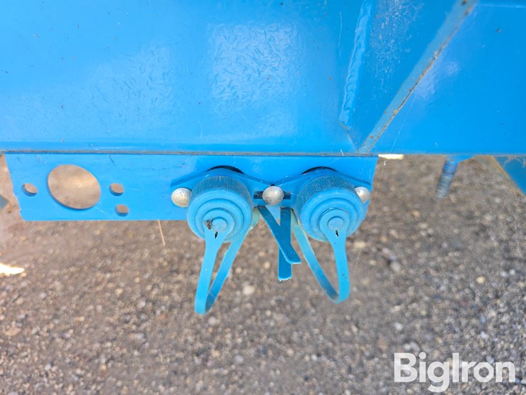 blumhardt-wagon-master-pull-between-fertilizer-tank-w/pump-image-12