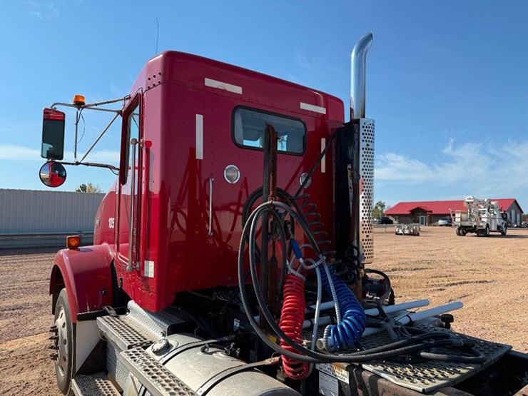 2000-kenworth-t800-image-26