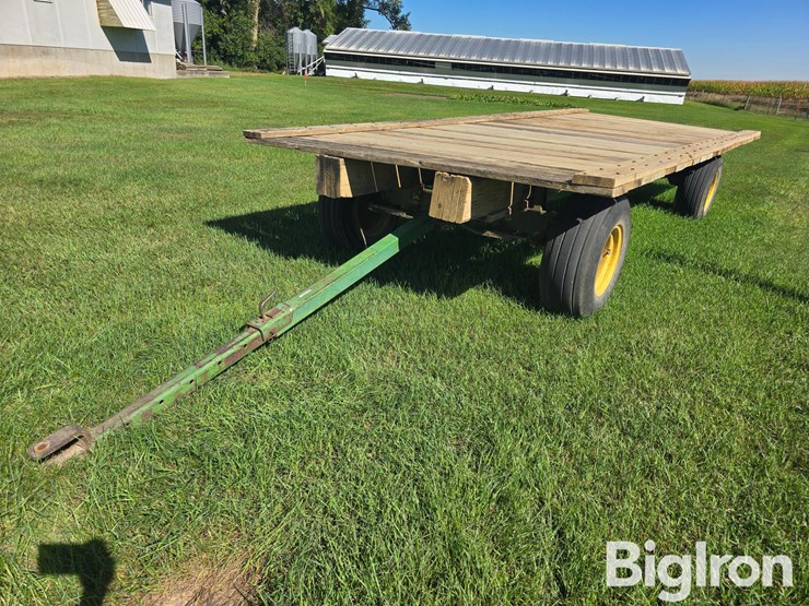 john-deere-flat-rack-image-1