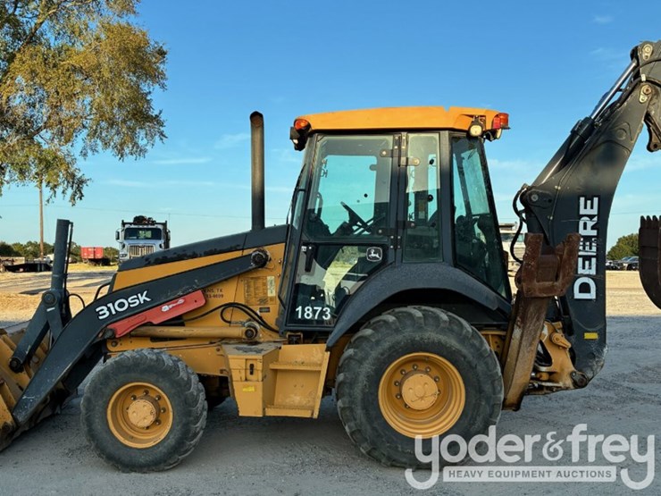 2015-deere-310sk-image-1