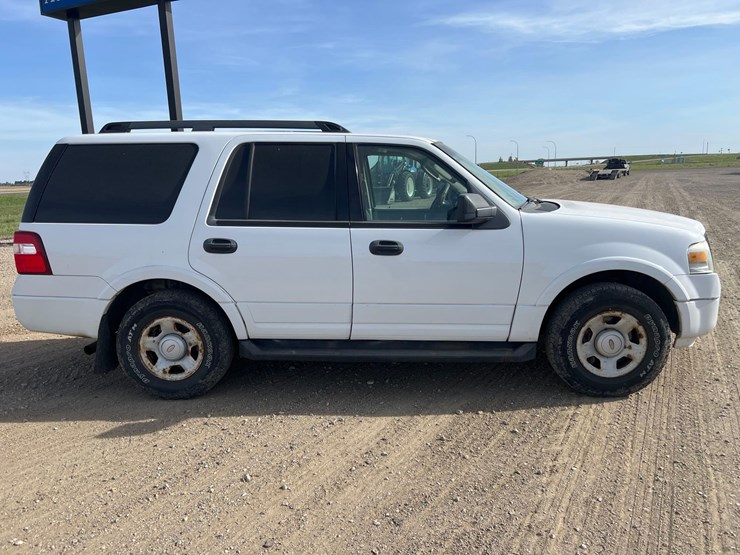 2009-ford-expedition-image-4