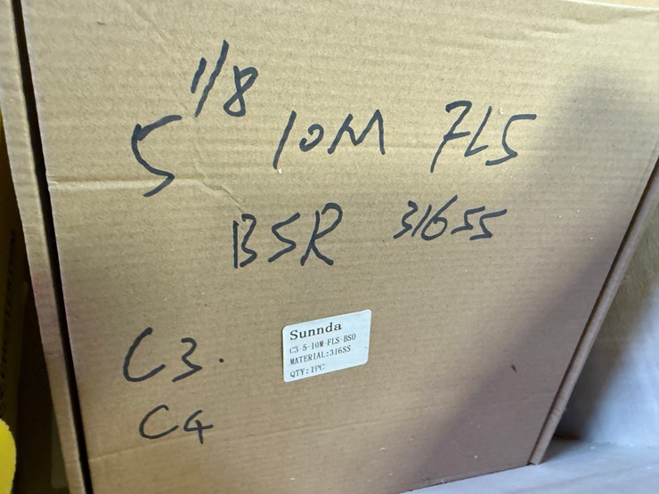 crate-w/-(30+)-new-sunnda-frac-valve-seats-&-related-parts-image-7