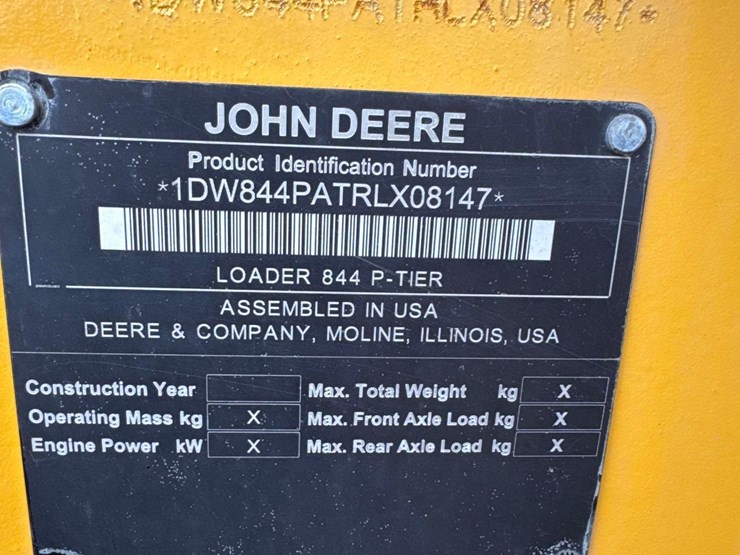 2024-deere-844-p-tier-image-12