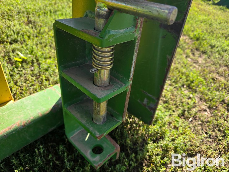 john-deere-740-image-10