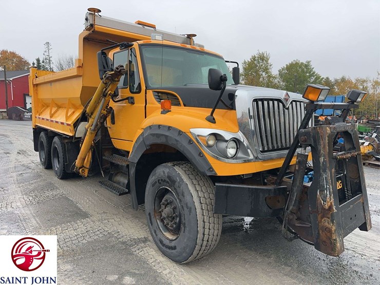 international-workstar-7600-image-3