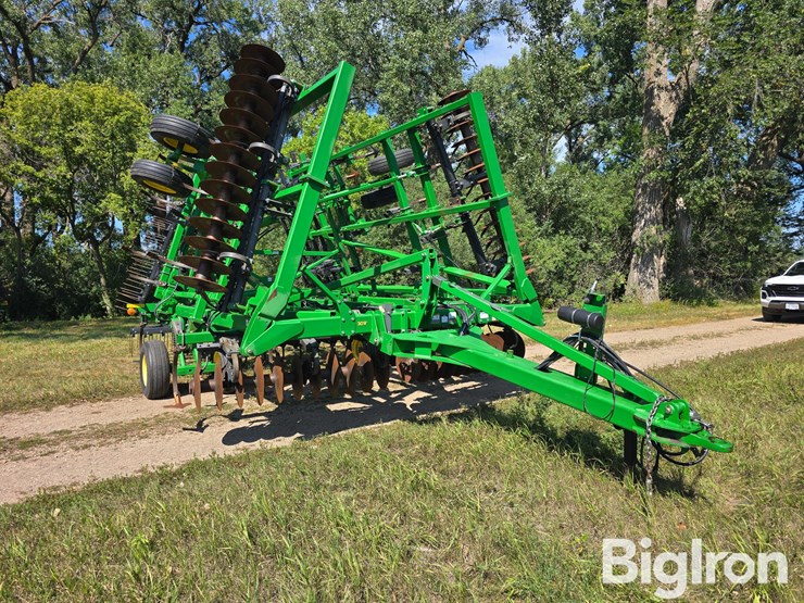 2012-john-deere-2310-image-3