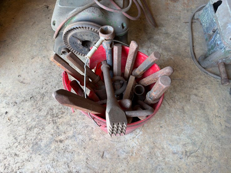 #105-•-demolition-hammer-bits,-bush-hammer-head,-chisels,-and-more-image-1
