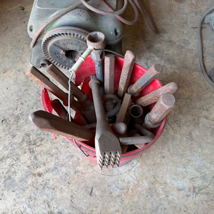 #105 • Demolition Hammer Bits, Bush Hammer Head, Chisels, and More