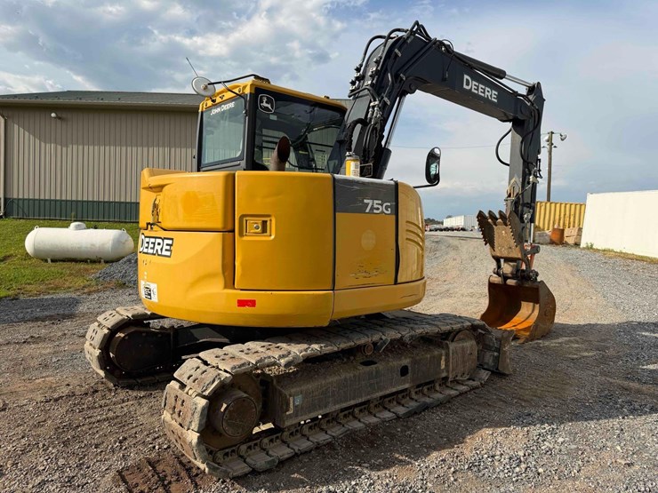 2019-deere-75g-image-5
