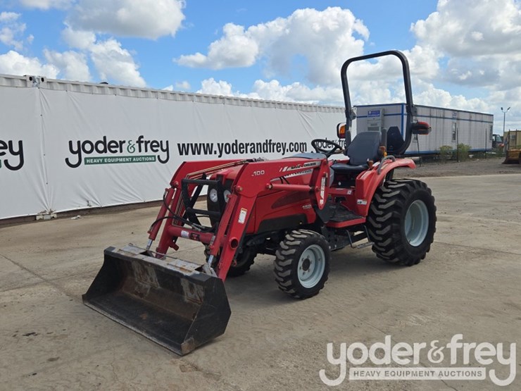 2010-massey-ferguson-1529-image-1