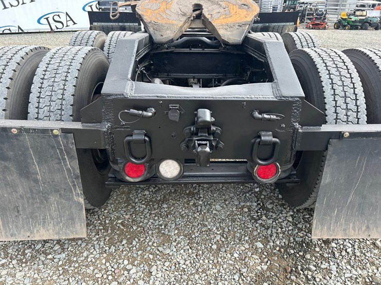 2001-caterpillar-c15-image-19