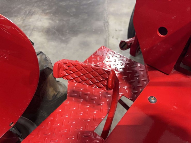 international-harvester-shop-mule-image-45