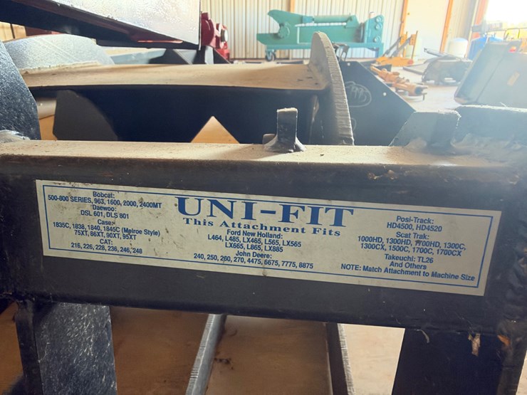 #124-•-blue-diamond-dual-lid-skid-steer-grapple-attachment-image-4