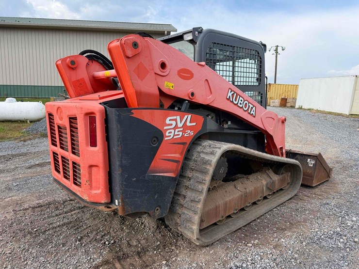 2019-kubota-svl95-2-image-5