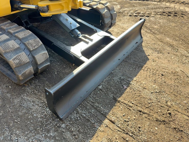 2005-caterpillar-304cr-image-17