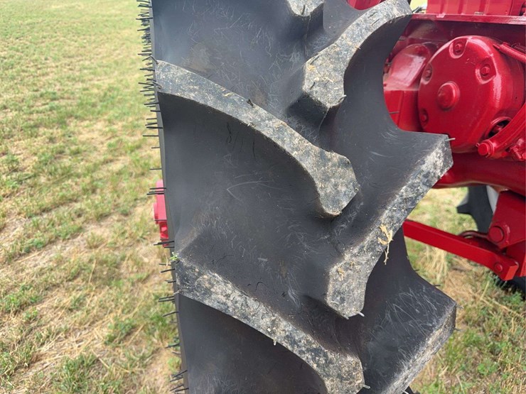 farmall-560-lp-hi-clear-image-19