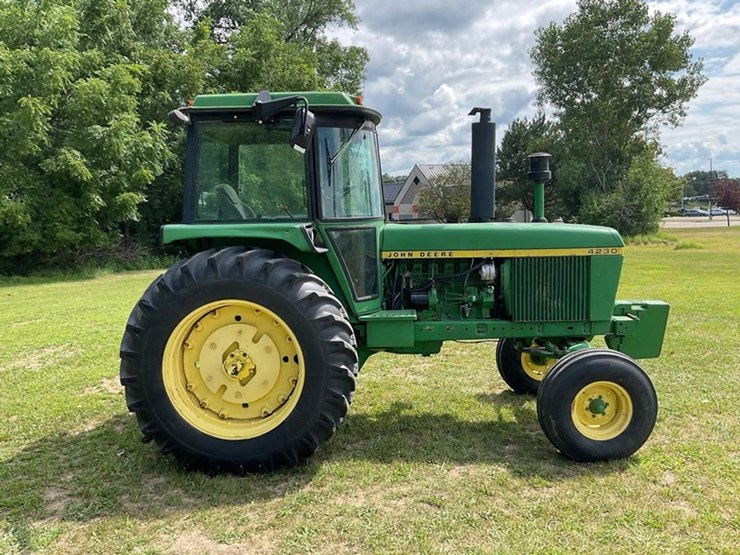 1973-john-deere-4230-image-4
