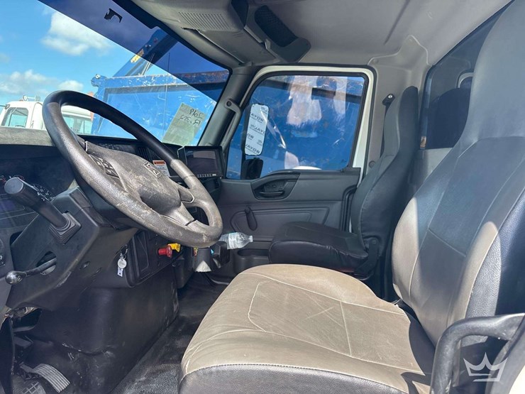 2019-international-hv507-t/a-dump-truck-image-18
