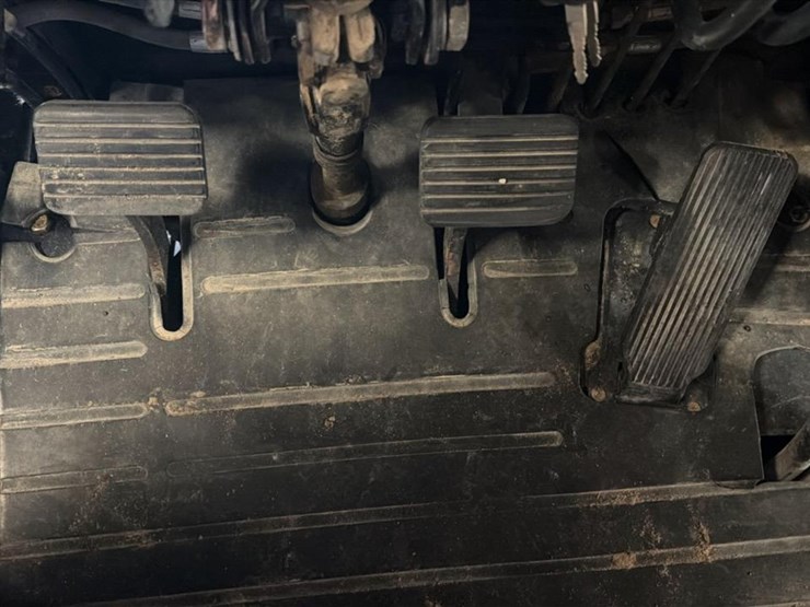 2018-doosan-g30g-image-14