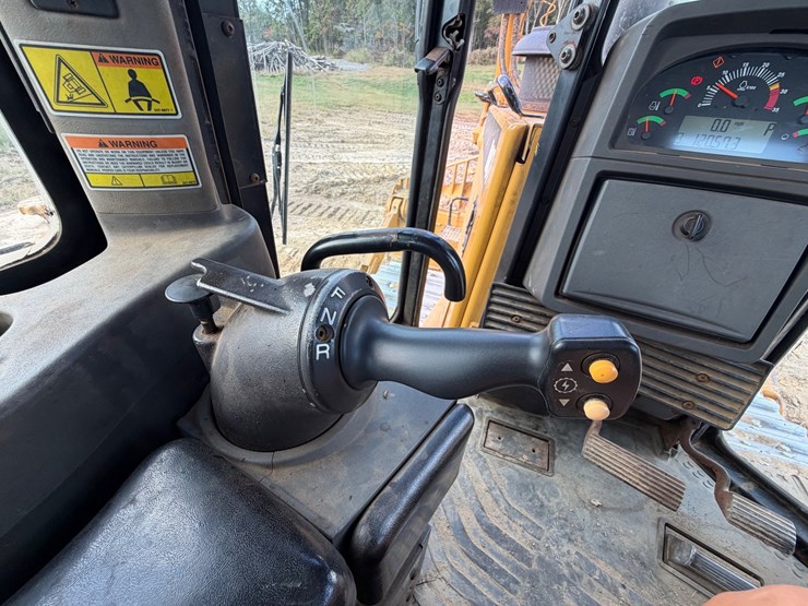 caterpillar-d8t-image-41