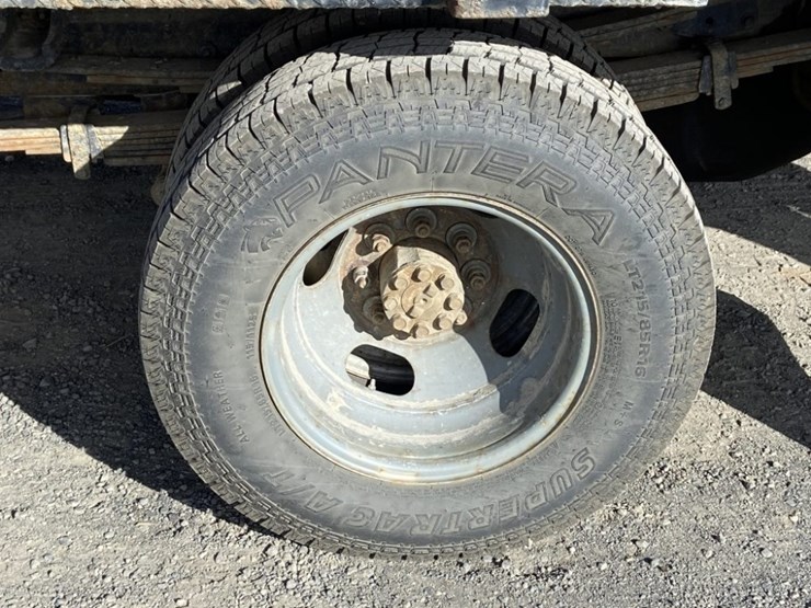 2004-gmc-sierra-3500-image-34