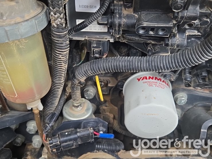 2020-yanmar-vio35-6a-image-40