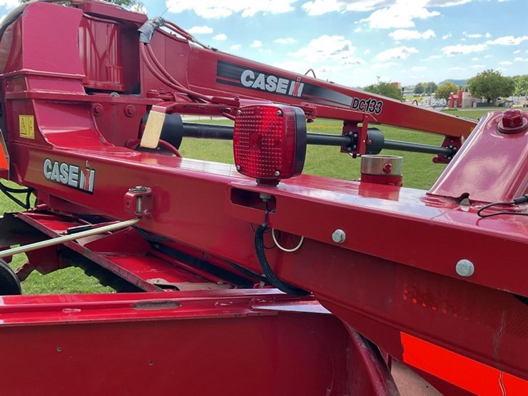 2015-case-ih-dc133-image-12
