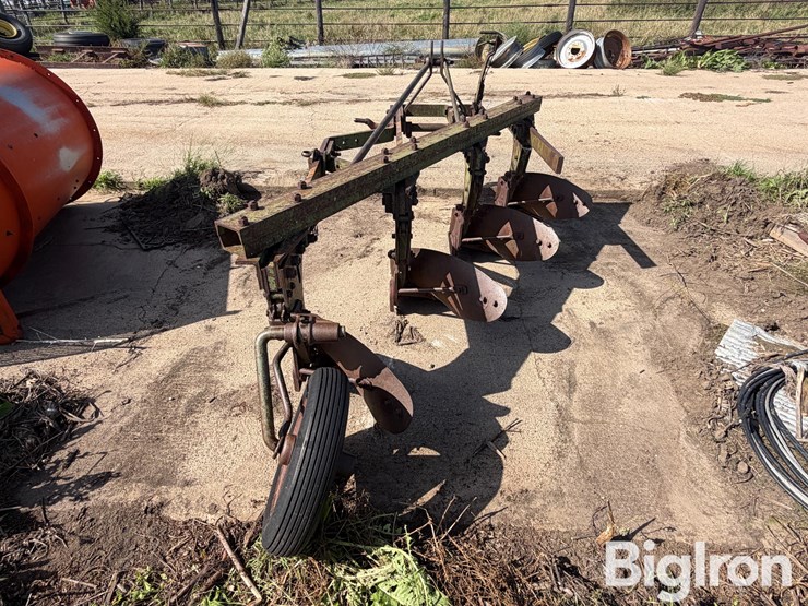 4-bottom-plow-image-6