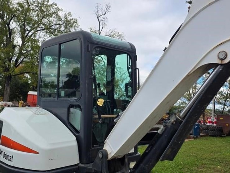 2019-bobcat-e55-image-36