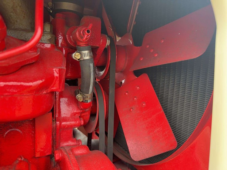 farmall-560-diesel-hi-clear-image-28