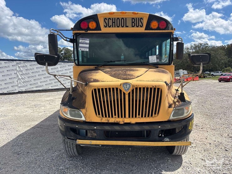 2011-ic-corporation-pb105-school-bus-image-31