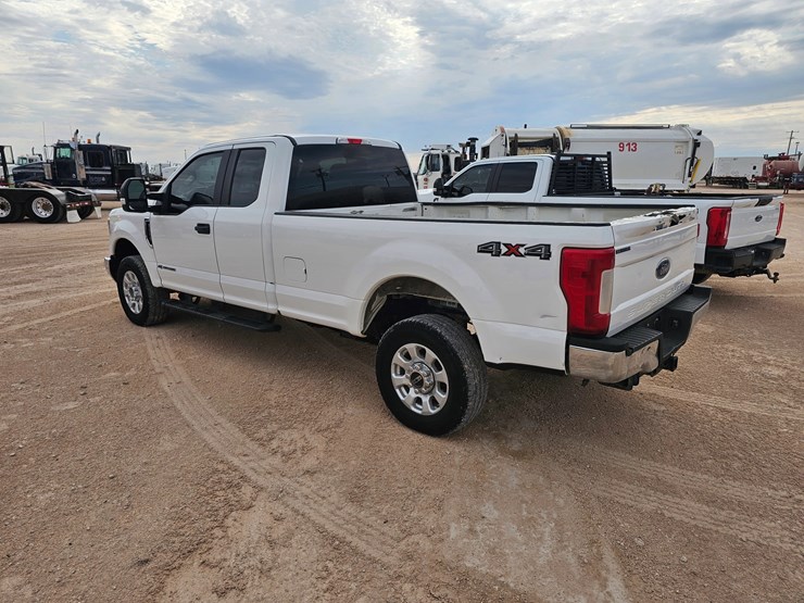 2019-ford-f250-image-3