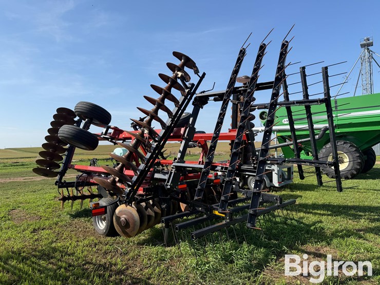 case-ih-370-image-7