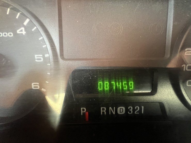 2006-ford-f350-image-17