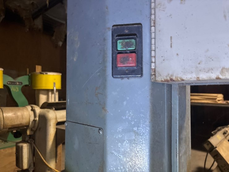 #161-•-rockwell-model-20-series-28-3x0-vertical-band-saw-image-5
