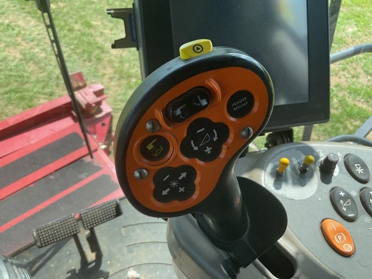 2005-case-ih-8010-image-17