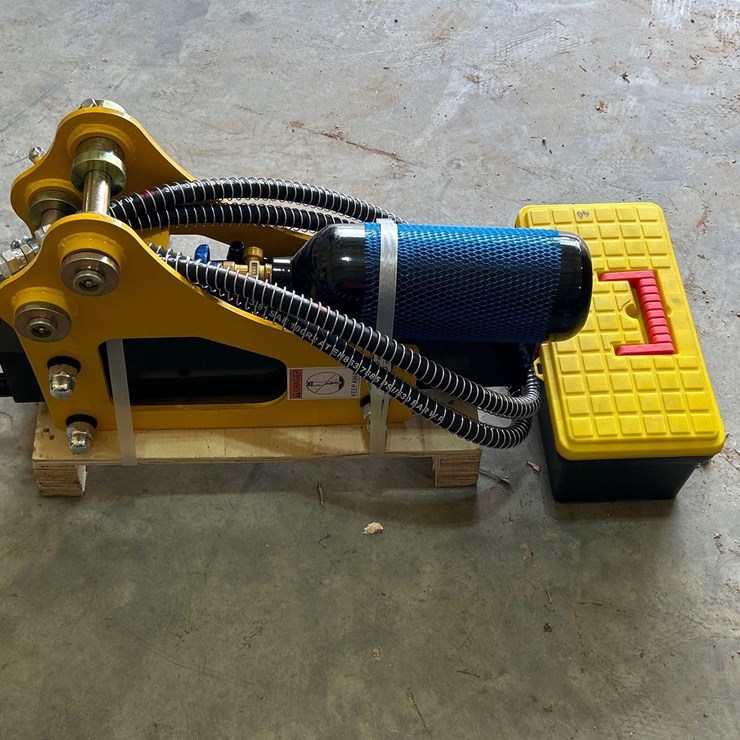 #144 • Mini X Hydraulic Breaker