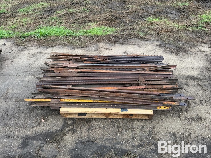 steel-t-posts-image-4