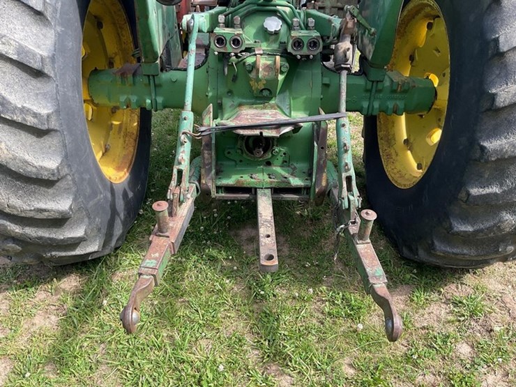 1974-john-deere-2030-image-12