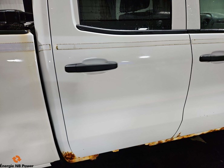 chevrolet-silverado-1500-image-40