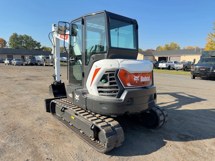 2023-bobcat-e60-image-3