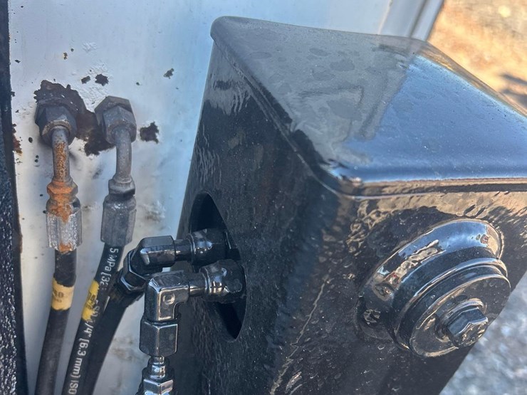 2018-kenworth-t300-image-20