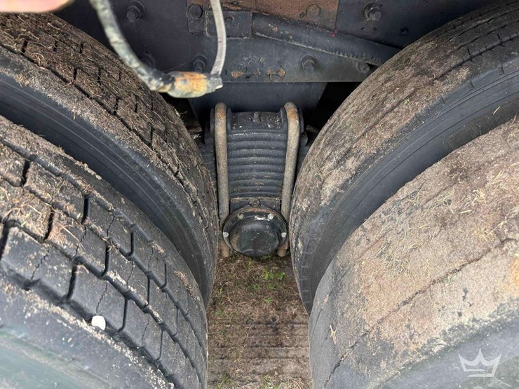 2000-mack-rd690s-warren-17/19yd.-tri-axle-dump-truck-image-22