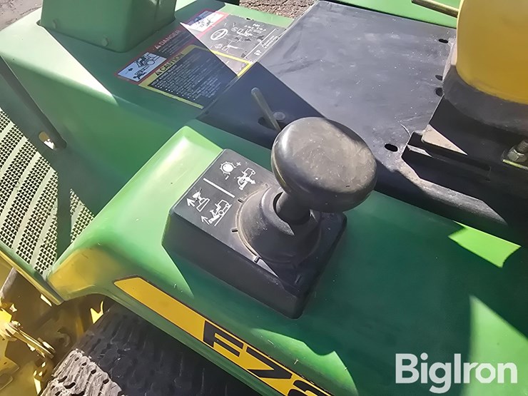 1996-john-deere-f725-image-10