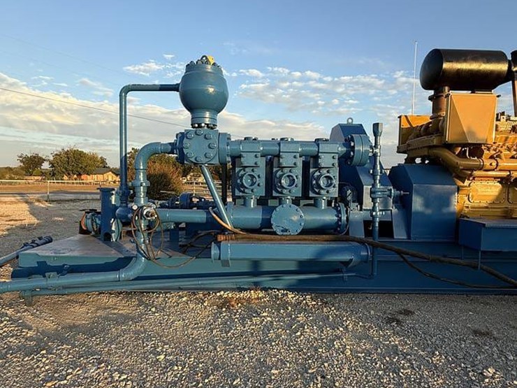 2007-caterpillar-d398b-image-10