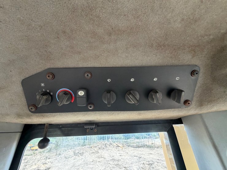 caterpillar-d8t-image-42