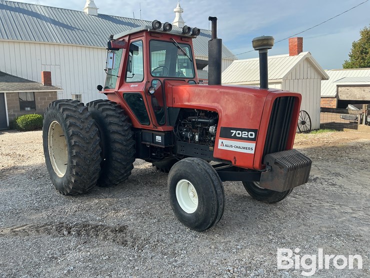 1978-allis-chalmers-7020-tractor-w/-duals-image-3