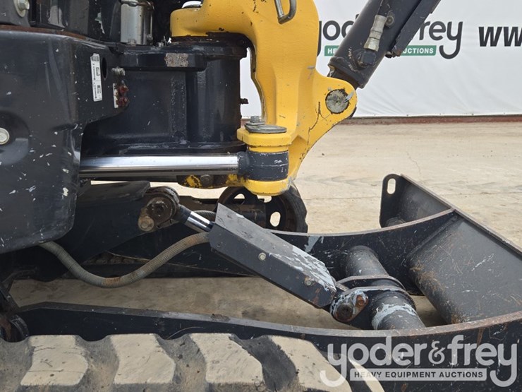 2020-yanmar-vio35-6a-image-30