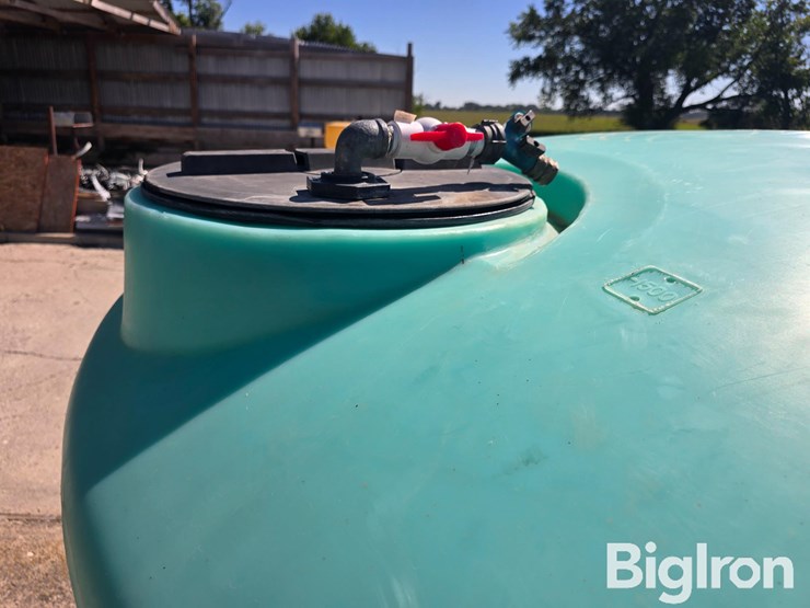 ace-roto-mold-1500-vertical-poly-tank-image-13