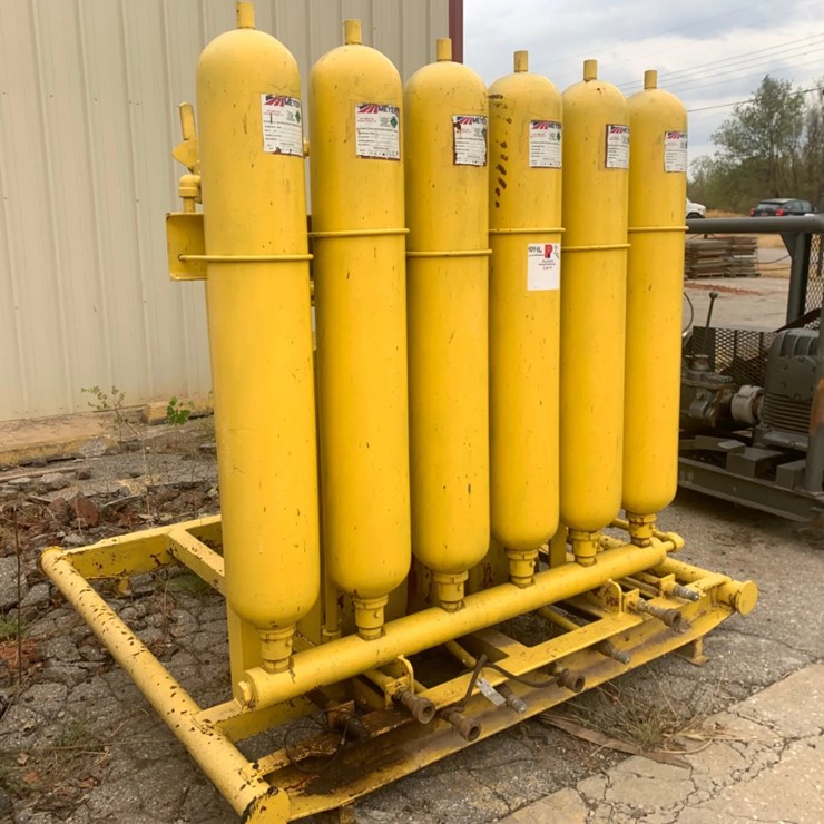 Meyer 4-Station 6-Bottle Accumulator